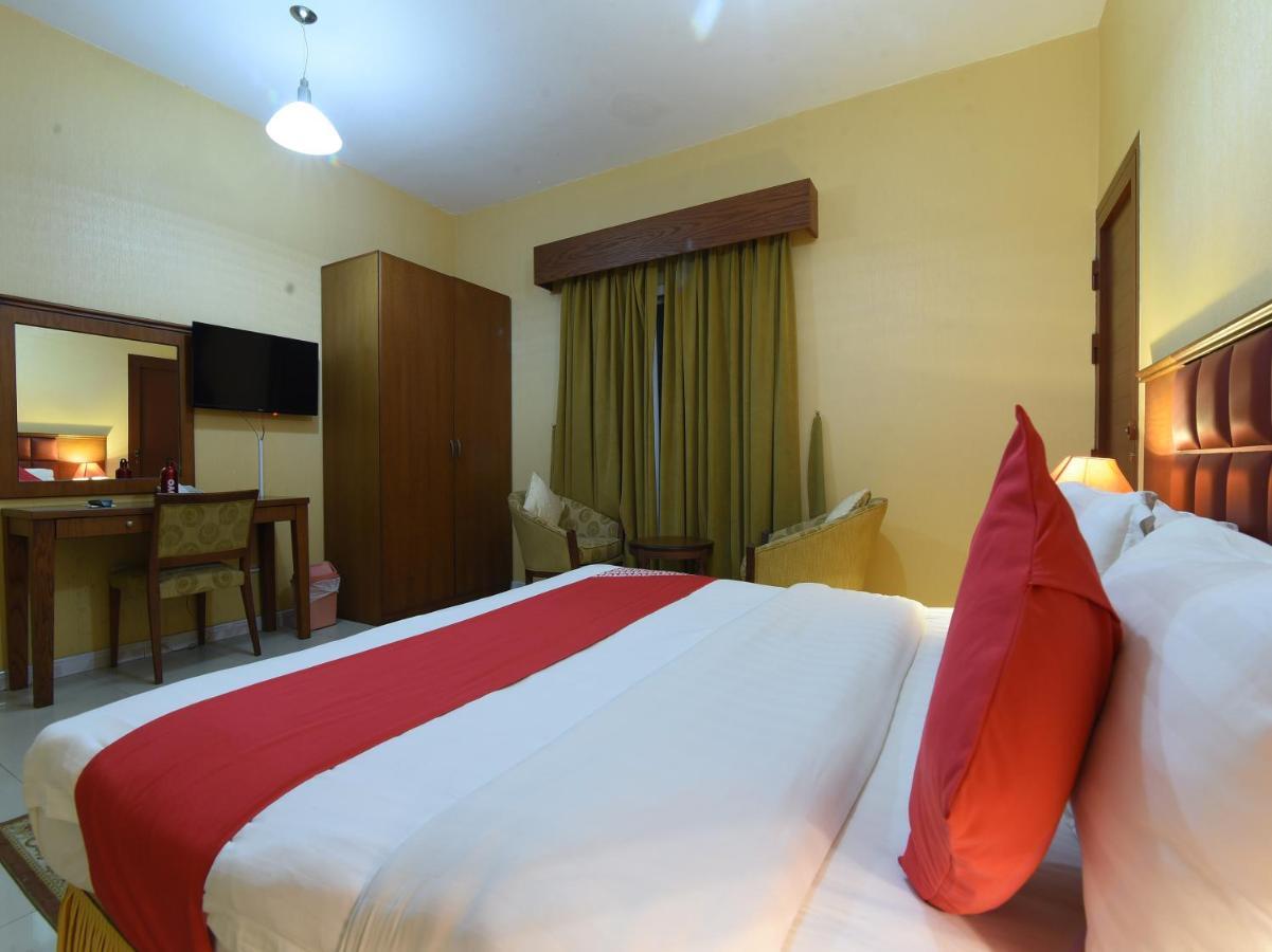 Oyo 274 California Suites Fujairah Exteriör bild