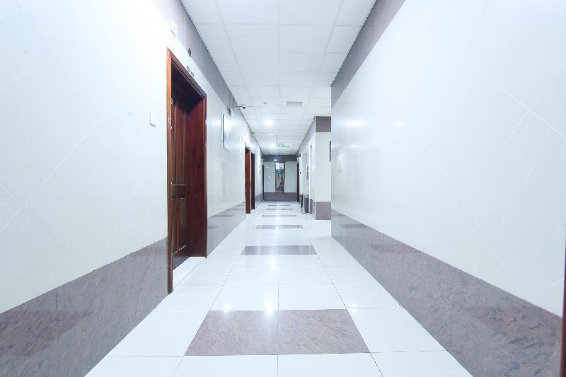 Oyo 274 California Suites Fujairah Exteriör bild