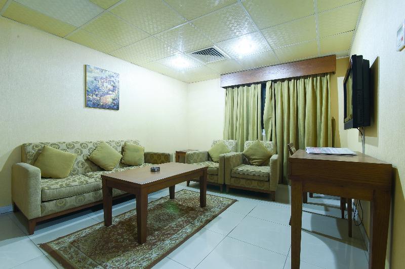 Oyo 274 California Suites Fujairah Exteriör bild