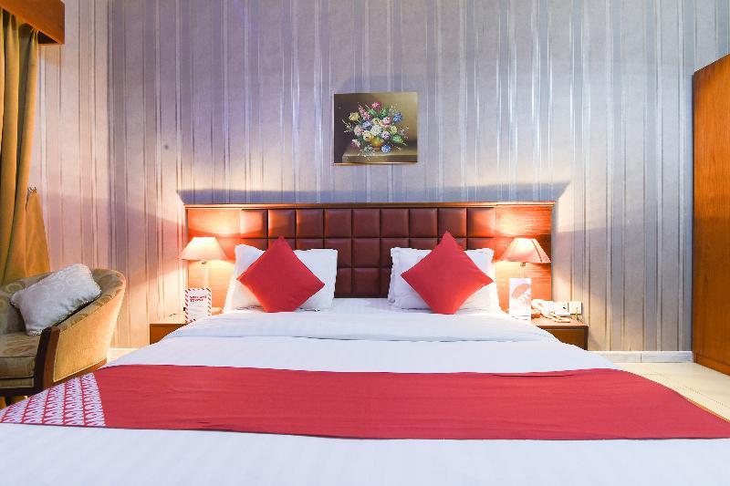 Oyo 274 California Suites Fujairah Exteriör bild