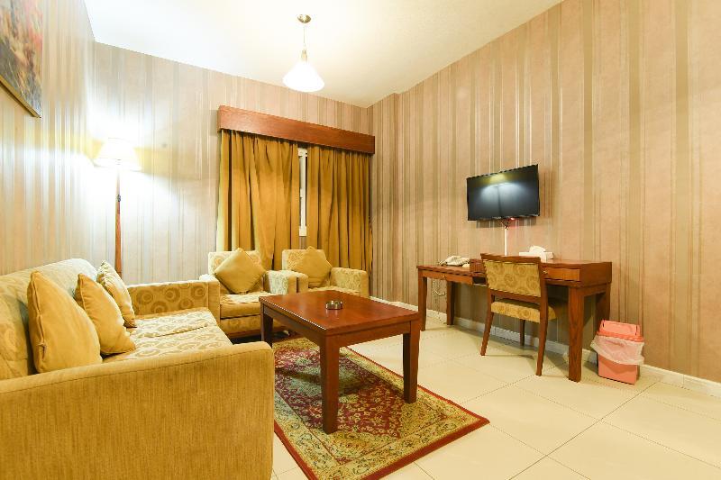 Oyo 274 California Suites Fujairah Exteriör bild